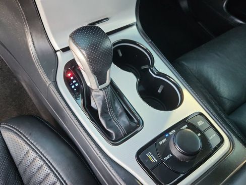 Used 2021 Jeep Grand Cherokee Trackhawk AWD/4WD image 23