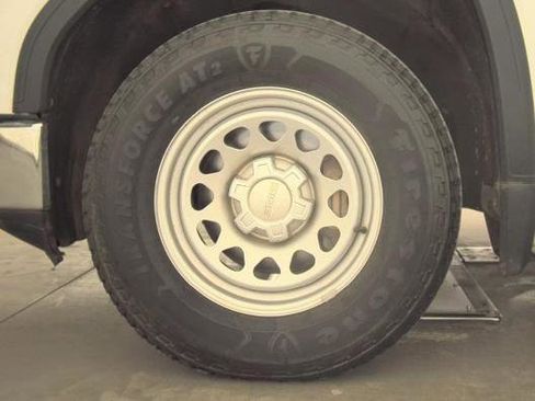 Used 2022 GMC Sierra 1500 Pro w/ Pro Value Package image 7