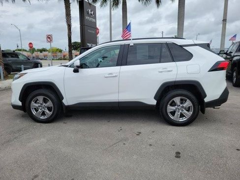 Used 2025 Toyota RAV4 XLE w/ Convenience Package FWD image 8