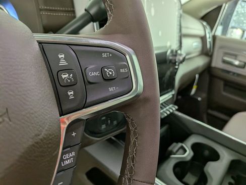 New 2026 RAM 3500 Laramie AWD/4WD image 19
