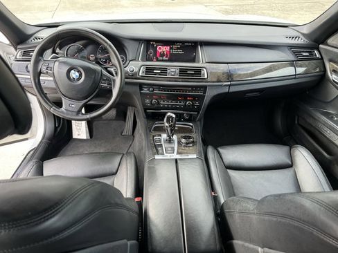 Used 2015 BMW 750i xDrive image 21