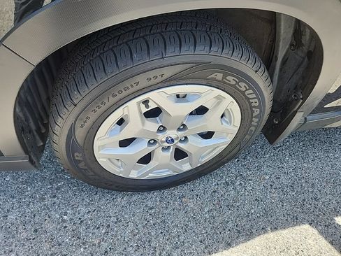Used 2020 Subaru Forester w/ Alloy Wheel Package AWD/4WD image 9