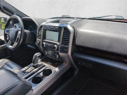 Used 2017 Ford F150 Platinum w/ Equipment Group 701A Luxury AWD/4WD image 23