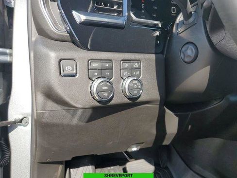 New 2026 GMC Sierra 1500 SLT image 13