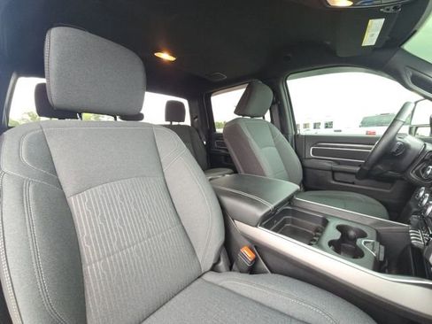 Used 2024 RAM 3500 Big Horn w/ Sport Appearance Package image 21