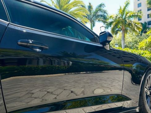 Used 2018 Chevrolet Camaro ZL1 RWD image 27