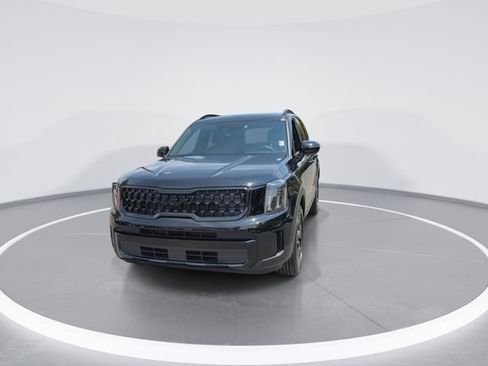 Used 2025 Kia Telluride EX X-Line AWD/4WD image 4