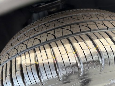 Used 2022 Ford Explorer ST w/ Equipment Group 401A image 28