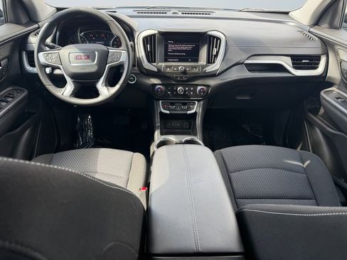 Used 2022 GMC Terrain SLE w/ Driver Convenience Package FWD image 10