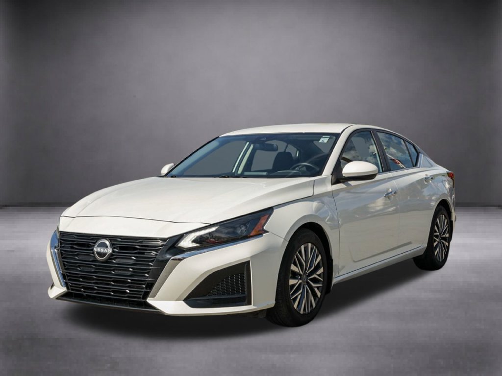 Used 2023 Nissan Altima 2.5 SV FWD image 10