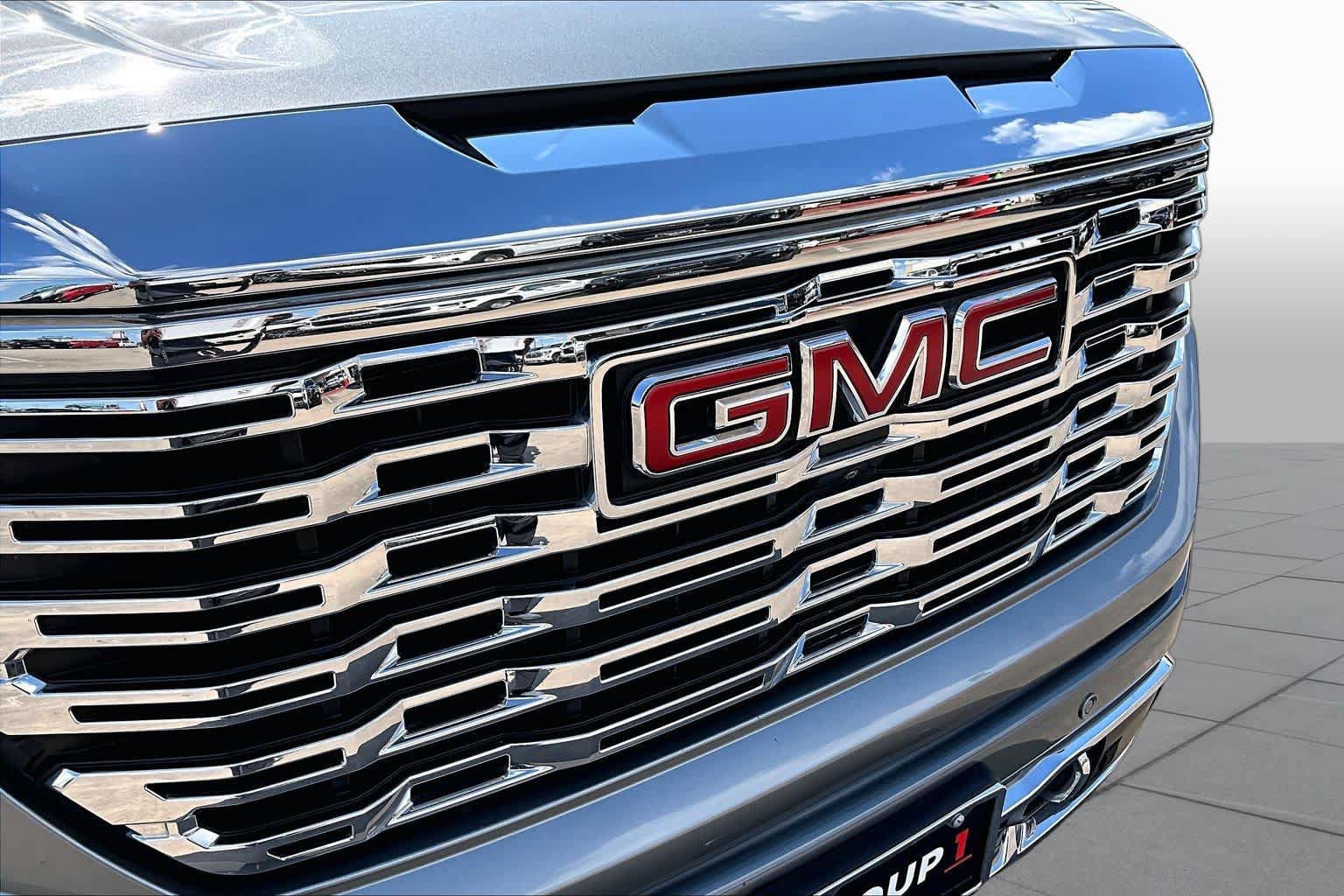 Used 2023 GMC Sierra 1500 Denali w/ Denali Reserve Package AWD/4WD image 30