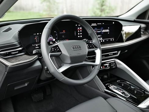 New 2025 Audi Q5 2.0T Premium Plus image 19