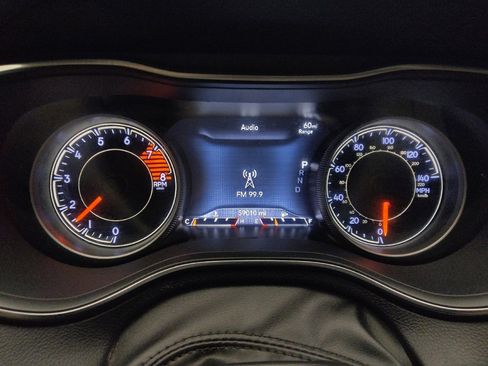 Used 2020 Jeep Cherokee Limited image 23