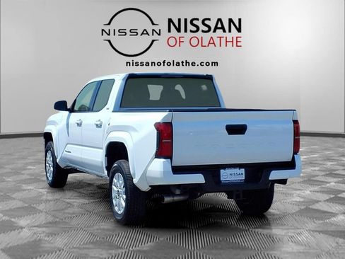 Used 2024 Toyota Tacoma SR5 RWD image 5