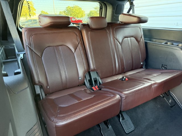 Used 2022 Ford Expedition Max Limited RWD image 29