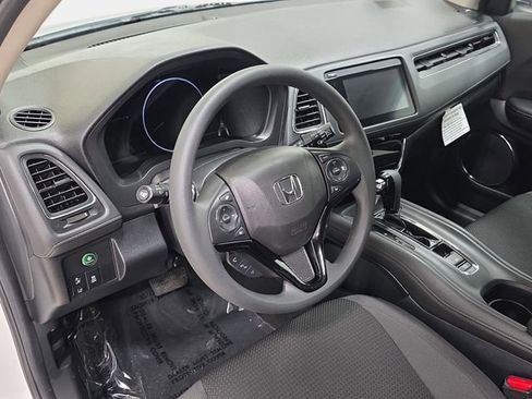 Used 2022 Honda HR-V EX image 16
