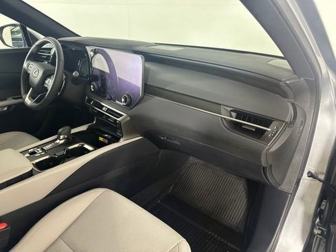 Used 2023 Lexus RX 350 Premium w/ Accessory Package AWD/4WD image 28
