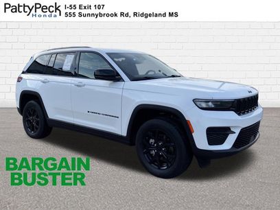 Used 2024 Jeep Grand Cherokee Altitude