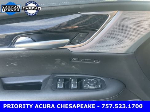 Used 2023 Cadillac XT5 Premium Luxury image 12