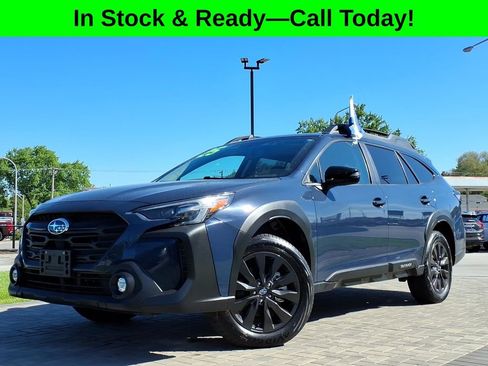 Used 2025 Subaru Outback Onyx Edition AWD/4WD image 3