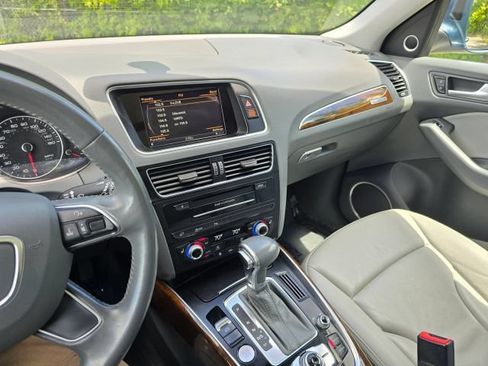 Used 2015 Audi Q5 2.0T Premium Plus w/ Technology Package AWD/4WD image 27