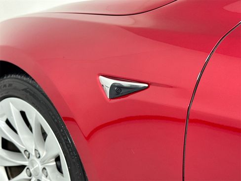 Used 2016 Tesla Model S 75D image 10