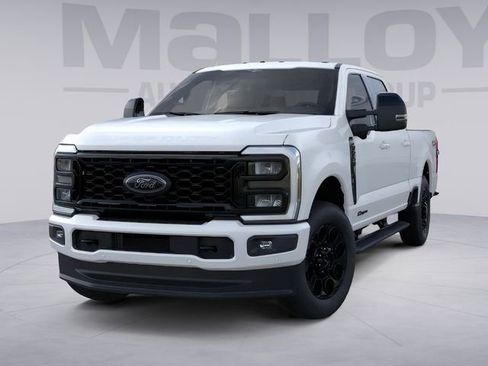 New 2026 Ford F250 Lariat w/ Black Appearance Package image 32
