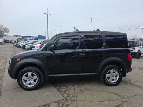Used 2005 Honda Element EX image 3
