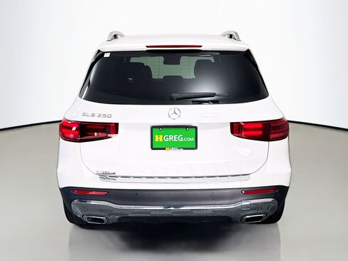 Used 2025 Mercedes-Benz GLB 250 image 8