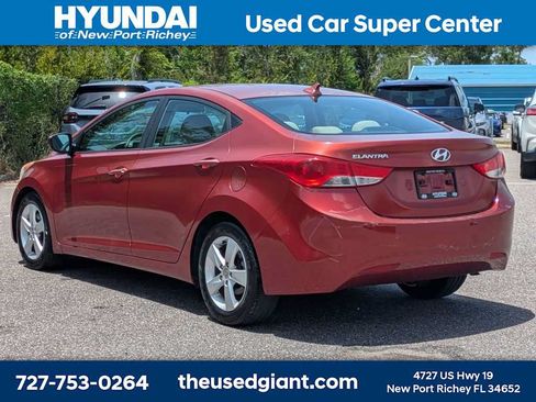 Used 2013 Hyundai Elantra GLS FWD image 3