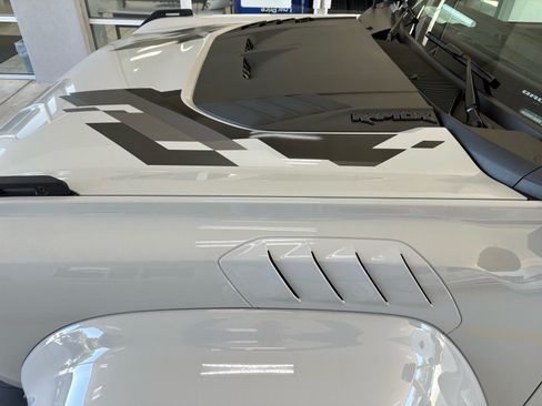 Used 2026 Ford Bronco Raptor AWD/4WD image 4