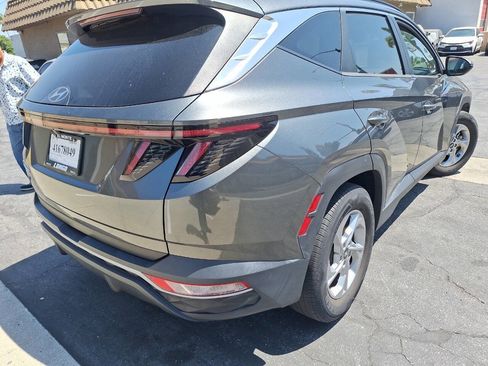 Used 2022 Hyundai Tucson SEL image 2