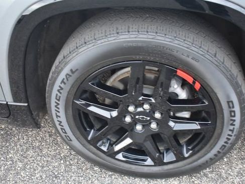 Used 2023 Chevrolet Traverse Premier w/ Redline Edition AWD/4WD image 11