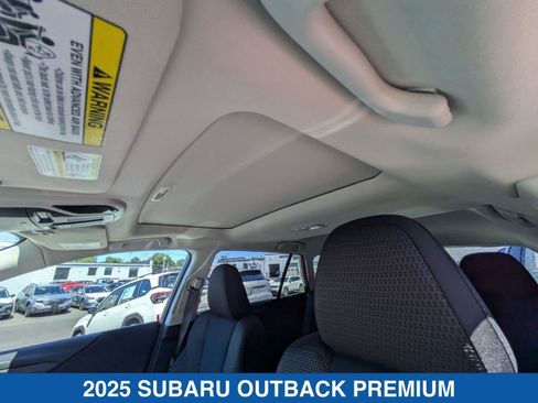 Certified 2025 Subaru Outback Premium image 5