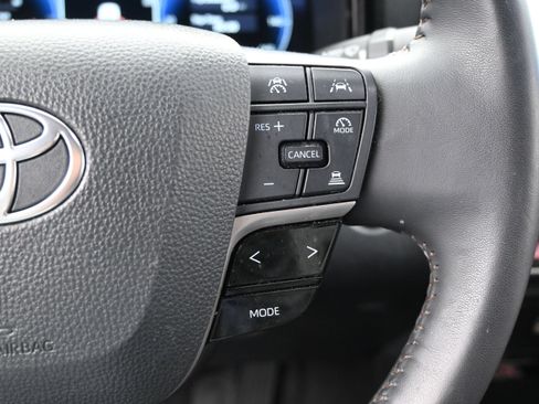 Used 2025 Toyota Camry XLE w/ Premium Package FWD image 15