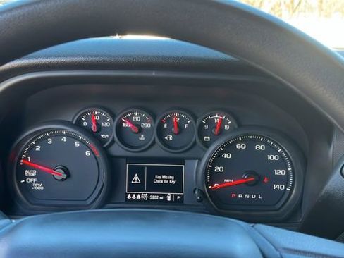 Used 2025 Chevrolet Silverado 1500 W/T image 13