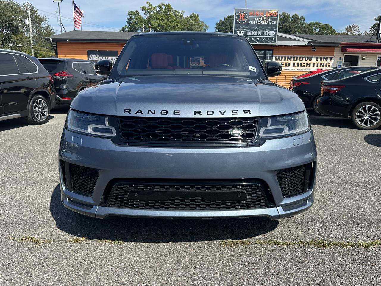 Used 2019 Land Rover Range Rover Sport Supercharged AWD/4WD image 2