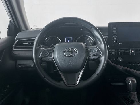 Used 2024 Toyota Camry SE FWD image 17