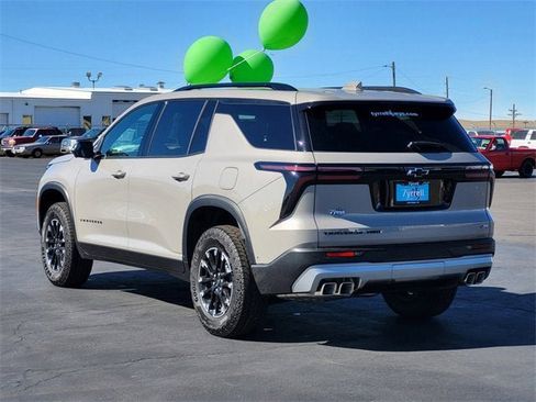 New 2026 Chevrolet Traverse Z71 w/ Enhanced Driving Package image 7