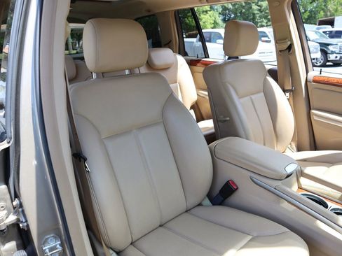 Used 2008 Mercedes-Benz GL 320 CDI 4MATIC image 23