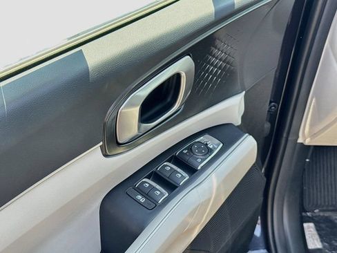 New 2026 Kia Sorento S w/ S Panoramic Sunroof Package FWD image 17