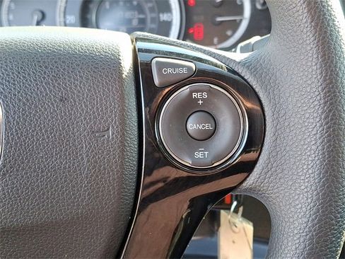 Used 2016 Honda Accord LX image 17