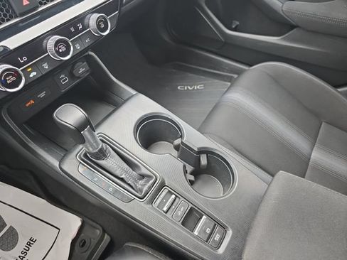 Used 2023 Honda Civic Sport image 22