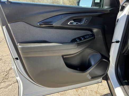 Certified 2022 Chevrolet TrailBlazer LT w/ Convenience Package image 23