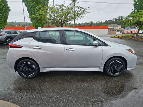 Used 2024 Nissan Leaf SV Plus FWD image 4