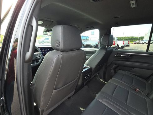 Used 2025 Chevrolet Tahoe Z71 AWD/4WD image 27