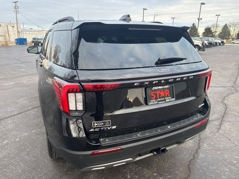 New 2026 Ford Explorer Active w/ Active Comfort Package image 4