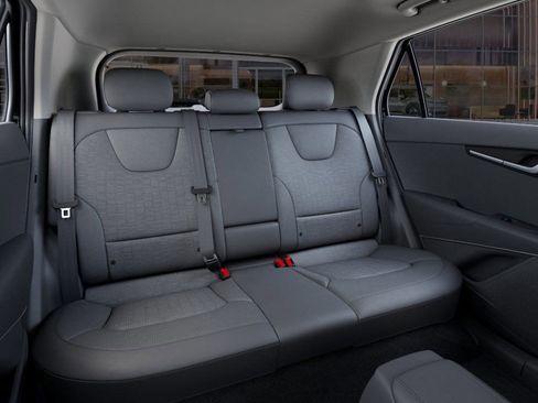 New 2025 Kia Niro Wave FWD image 16