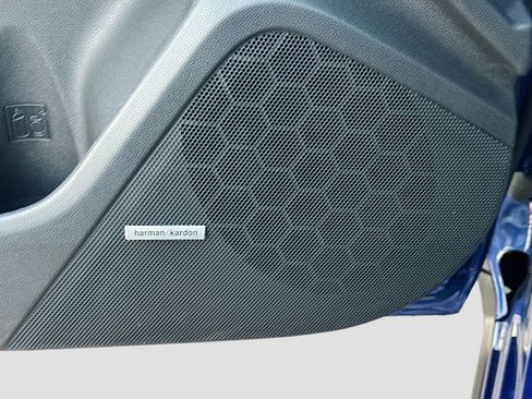 Certified 2025 Subaru Crosstrek 2.5i Limited w/ Crosstrek Mirror Package image 26