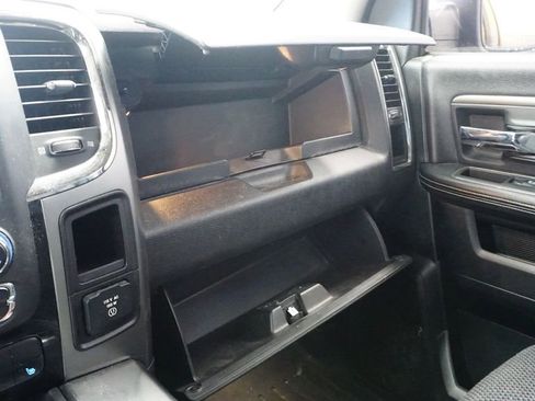 Used 2013 RAM 1500 Sport w/ Sport Premium Group image 28